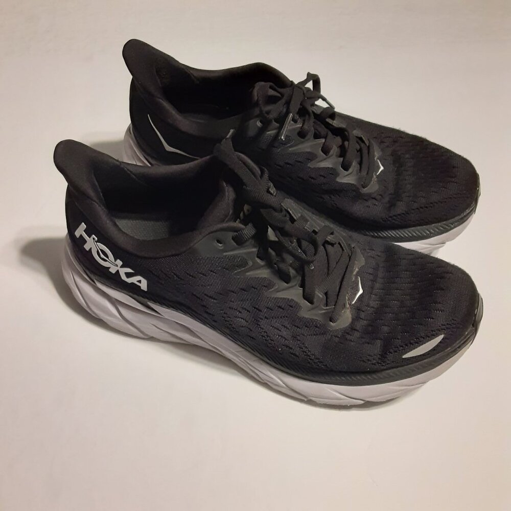Hoka One One Clifton 8 Women's Black/White Running Shoes 1119394 Size 8B